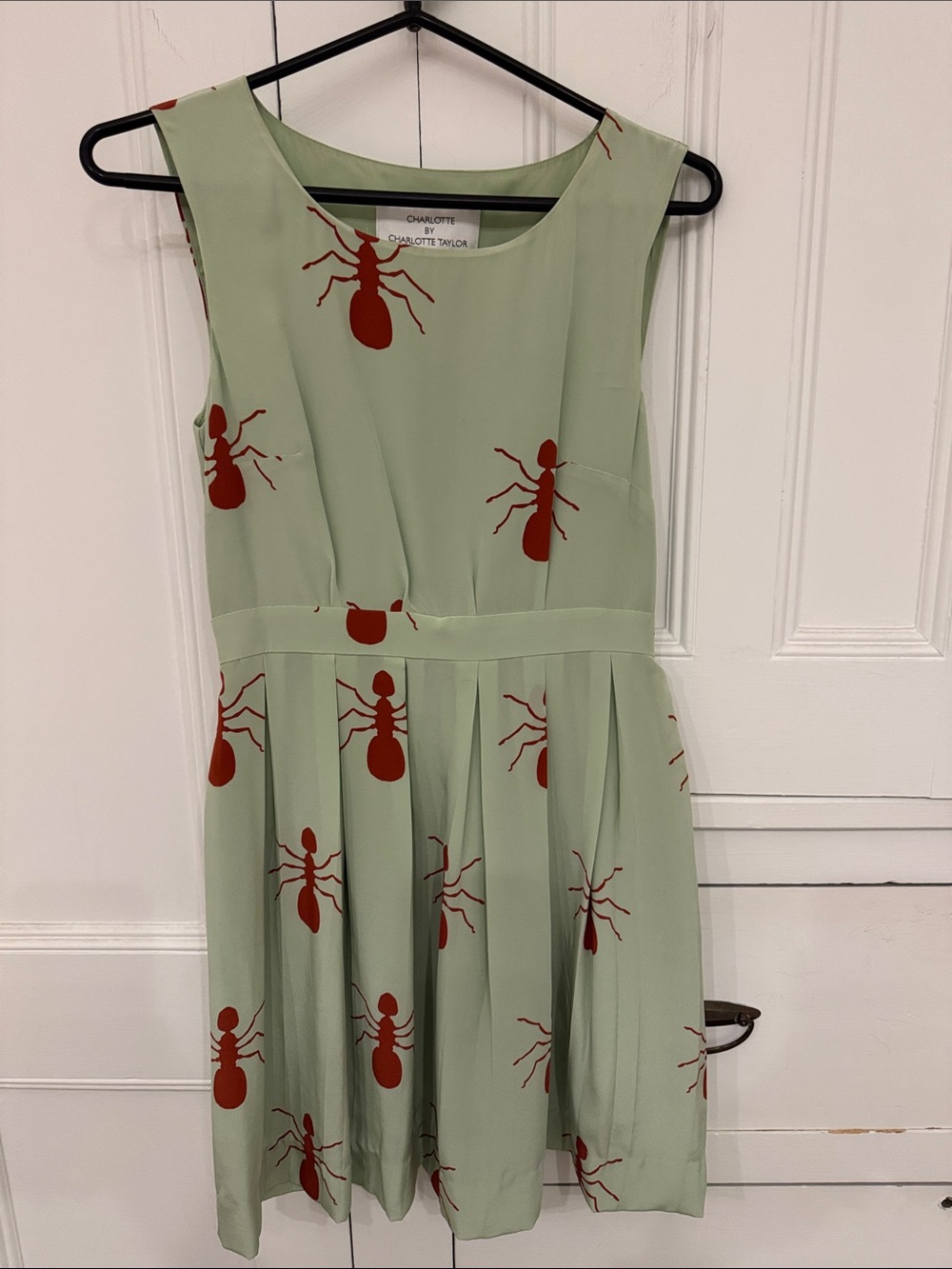 VINTAGE SAGE GREEN with Red Ant Motif MINI DRESS SZ 0